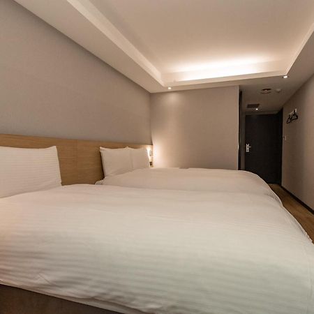 Hub Hotel Тучэн Экстерьер фото